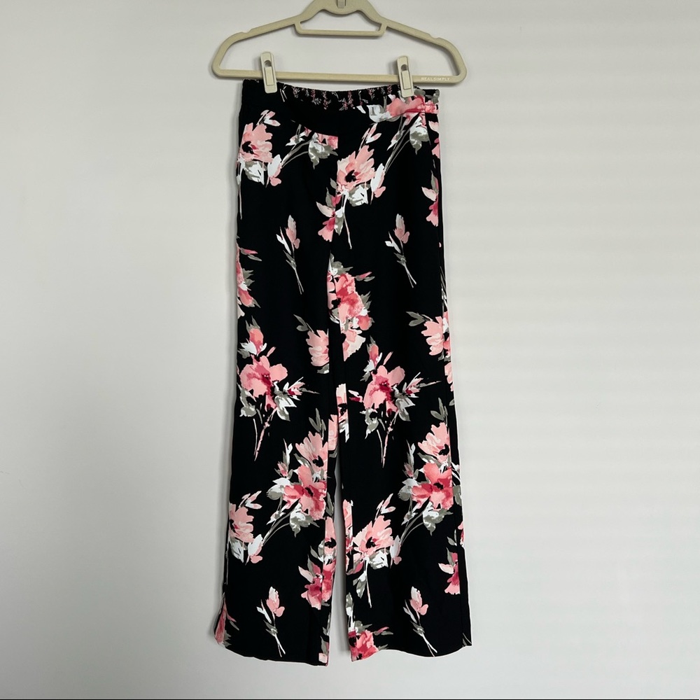 White House | Black Market wide leg pants Size 2